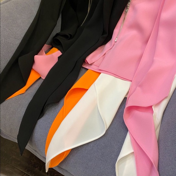 Alex Perry - Picture 8 of 9